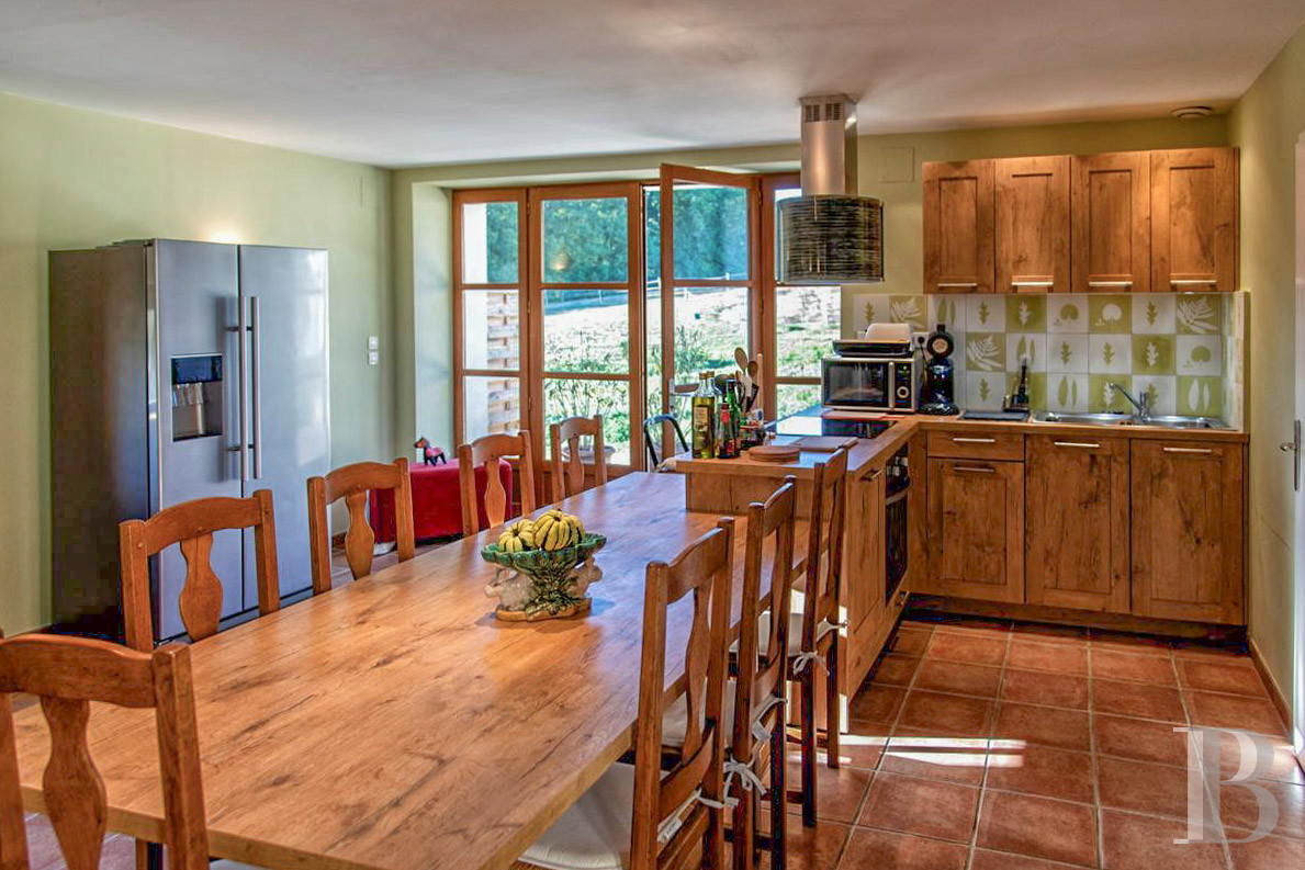 An estate dedicated to breeding Arabian thoroughbred horses near to Brantôme in the Dordogne - photo  n°13